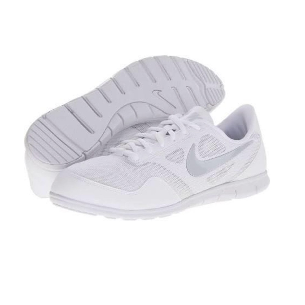 Women’s Nike Cheer Compete Athletic Sneaker